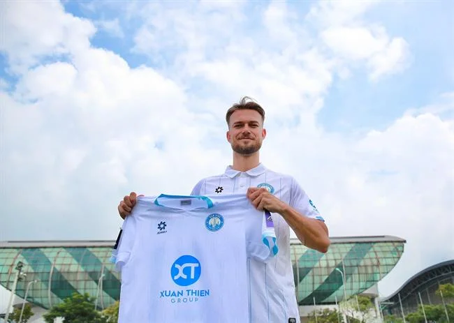 Hình ảnh tường lửa kỹ thuật số bảo vệ dữ liệu trên nền tảng Daga68 Tải App